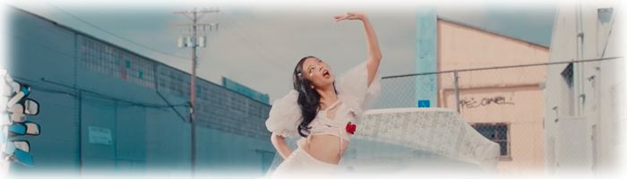 jennie-mantra-perevod-teksta-pesni-na-russkij-yazyk